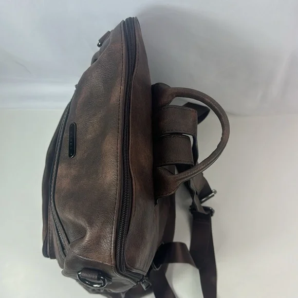 Cluci Travel Fashion Leather Designer Women's Large Backpack - Picture 4 of 16